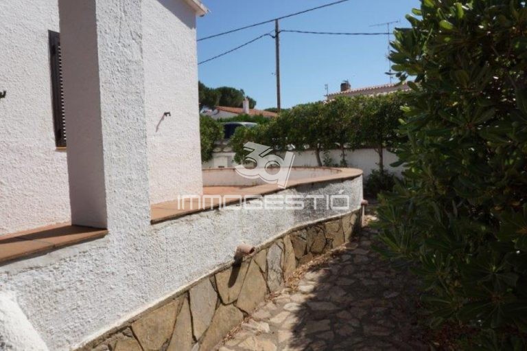 casa-plantabaixa-garatge-platja-venda-lescala-platabaja-garaje-venta-maison-rezdechausse-garage-vente-house-groundfloor-sale-estateagent-immobilier-inmobiliarias