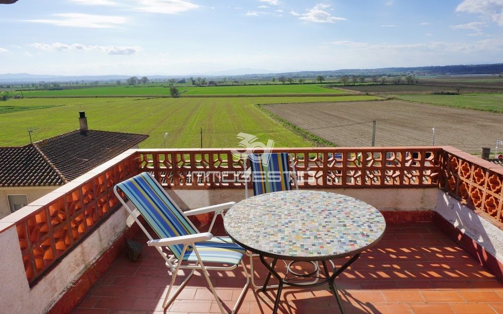 Nice apartment with impressive views!