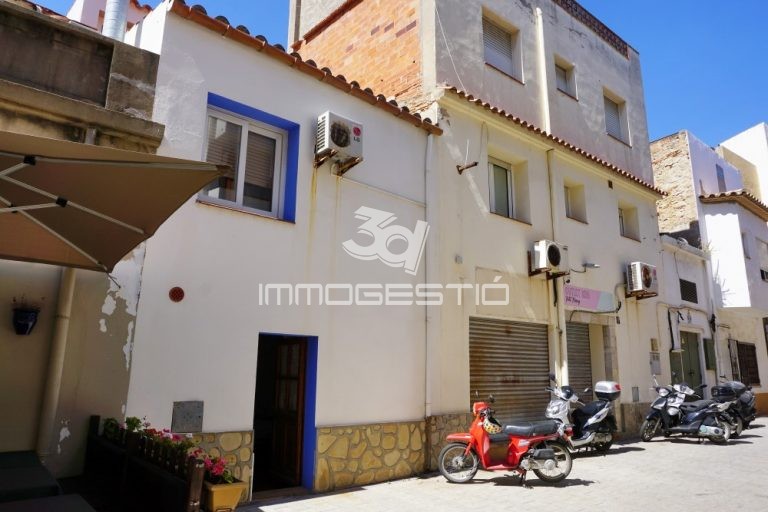 casa-poble-nucli-antic-lescala-pueblo-casco-antiguo-maison-ville-vieux-quartier-old-typical-catalan-house-venta-venda-vente-sale-immobiliaries-immobiliers