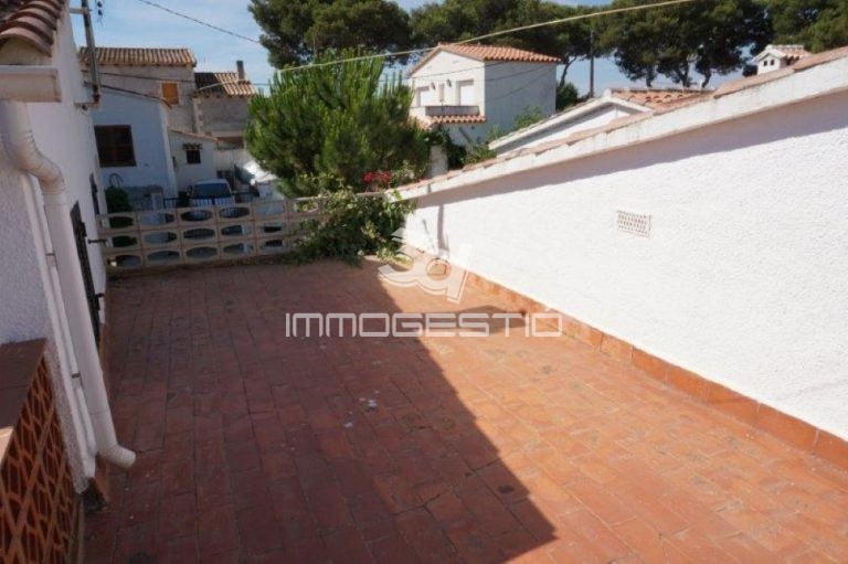 casa-plantabaixa-garatge-platja-venda-lescala-platabaja-garaje-venta-maison-rezdechausse-garage-vente-house-groundfloor-sale-estateagent-immobilier-inmobiliarias