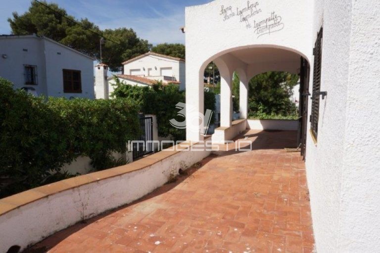 casa-plantabaixa-garatge-platja-venda-lescala-platabaja-garaje-venta-maison-rezdechausse-garage-vente-house-groundfloor-sale-estateagent-immobilier-inmobiliarias