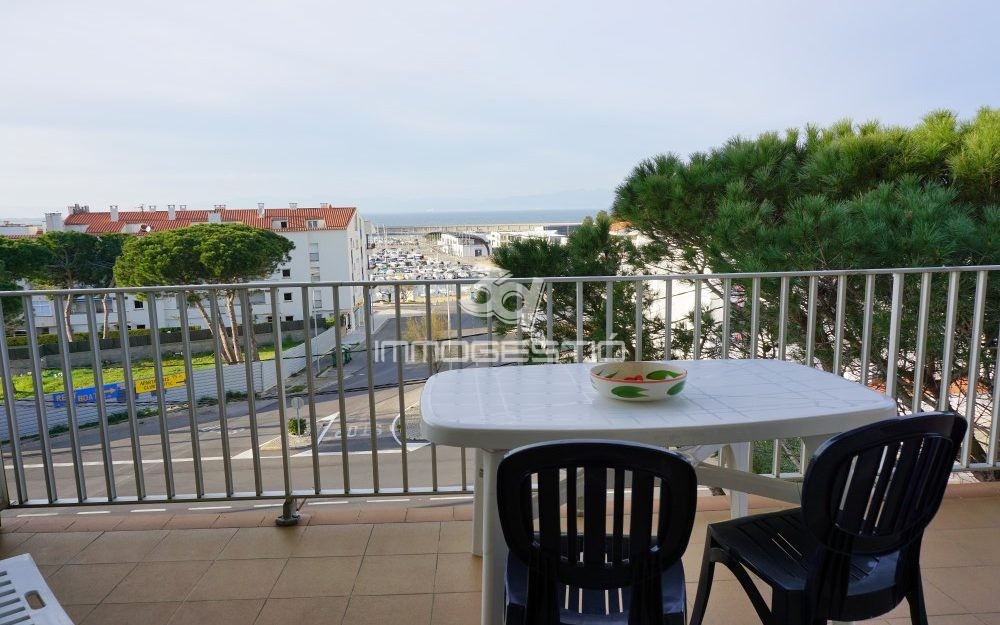 Apartament a pocs metres del port