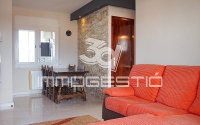 Appartement rénové avec terrasse